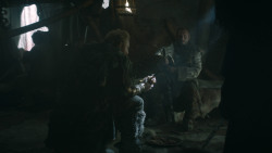 extant_GameOfThrones_3x01-ValarDohaeris_0647