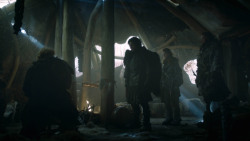 extant_GameOfThrones_3x01-ValarDohaeris_0677