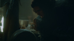 extant_GameOfThrones_3x01-ValarDohaeris_0757
