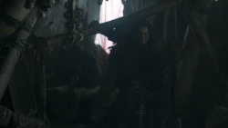 extant_GameOfThrones_3x01-ValarDohaeris_0777