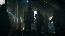 extant_GameOfThrones_3x01-ValarDohaeris_0792