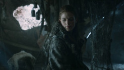 extant_GameOfThrones_3x01-ValarDohaeris_0822