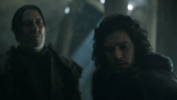 extant_GameOfThrones_3x01-ValarDohaeris_0825