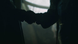extant_GameOfThrones_3x01-ValarDohaeris_0891
