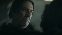 extant_GameOfThrones_3x01-ValarDohaeris_1083