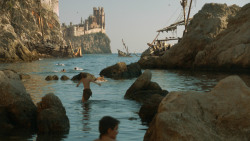 extant_GameOfThrones_3x01-ValarDohaeris_1146