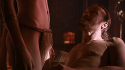extant_GameOfThrones_3x01-ValarDohaeris_1210