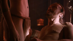 extant_GameOfThrones_3x01-ValarDohaeris_1211
