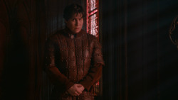 extant_GameOfThrones_3x01-ValarDohaeris_1234