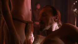 extant_GameOfThrones_3x01-ValarDohaeris_1253