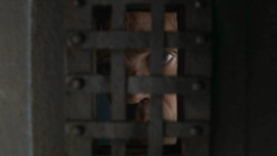 extant_GameOfThrones_3x01-ValarDohaeris_1318