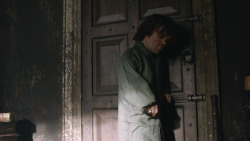 extant_GameOfThrones_3x01-ValarDohaeris_1432