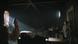 extant_GameOfThrones_3x01-ValarDohaeris_1441