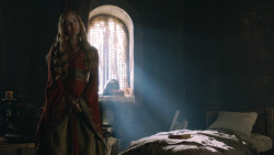 extant_GameOfThrones_3x01-ValarDohaeris_1452