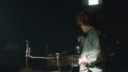 extant_GameOfThrones_3x01-ValarDohaeris_1470