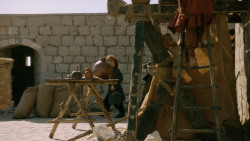 extant_GameOfThrones_3x01-ValarDohaeris_1746