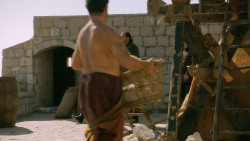 extant_GameOfThrones_3x01-ValarDohaeris_1748
