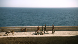 extant_GameOfThrones_3x01-ValarDohaeris_1764
