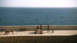 extant_GameOfThrones_3x01-ValarDohaeris_1765