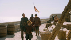 extant_GameOfThrones_3x01-ValarDohaeris_1785
