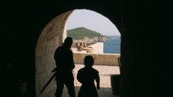 extant_GameOfThrones_3x01-ValarDohaeris_1797