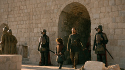 extant_GameOfThrones_3x01-ValarDohaeris_1802