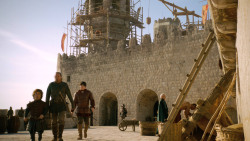 extant_GameOfThrones_3x01-ValarDohaeris_1828