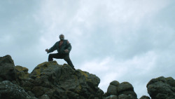 extant_GameOfThrones_3x01-ValarDohaeris_1900