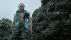extant_GameOfThrones_3x01-ValarDohaeris_1974