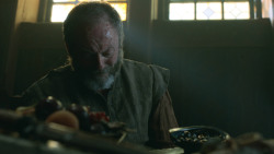 extant_GameOfThrones_3x01-ValarDohaeris_2063