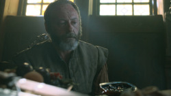 extant_GameOfThrones_3x01-ValarDohaeris_2081