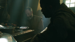 extant_GameOfThrones_3x01-ValarDohaeris_2097