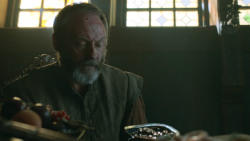 extant_GameOfThrones_3x01-ValarDohaeris_2124