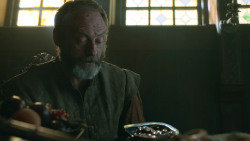 extant_GameOfThrones_3x01-ValarDohaeris_2125