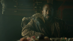 extant_GameOfThrones_3x01-ValarDohaeris_2240