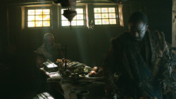 extant_GameOfThrones_3x01-ValarDohaeris_2249