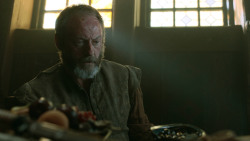 extant_GameOfThrones_3x01-ValarDohaeris_2255