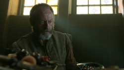 extant_GameOfThrones_3x01-ValarDohaeris_2257