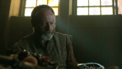 extant_GameOfThrones_3x01-ValarDohaeris_2259