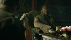 extant_GameOfThrones_3x01-ValarDohaeris_2309