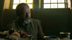 extant_GameOfThrones_3x01-ValarDohaeris_2316