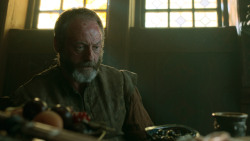 extant_GameOfThrones_3x01-ValarDohaeris_2351