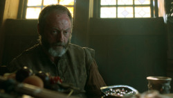 extant_GameOfThrones_3x01-ValarDohaeris_2353