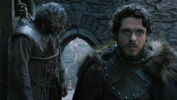 extant_GameOfThrones_3x01-ValarDohaeris_2437