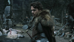 extant_GameOfThrones_3x01-ValarDohaeris_2455