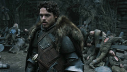 extant_GameOfThrones_3x01-ValarDohaeris_2458