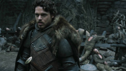 extant_GameOfThrones_3x01-ValarDohaeris_2459