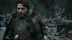 extant_GameOfThrones_3x01-ValarDohaeris_2460