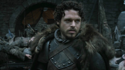 extant_GameOfThrones_3x01-ValarDohaeris_2530