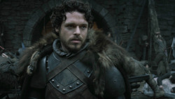 extant_GameOfThrones_3x01-ValarDohaeris_2532